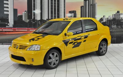 Renault: Dacia Logan and Sandero F1 Team in Brasil