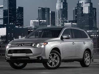 2014 Mitsubishi Outlander and 2013 Mitsubishi Outlander Sport