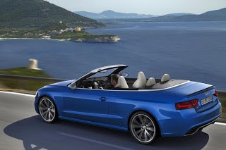 2014 Audi R8 and Audi RS 5 Cabriolet at the North American International Auto Show