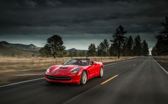 The all-new, GM-developed Hydra-Matic 8L90 paddle-shift eight-speed automatic transmission offered in the 2015 Corvette Stingray and Z06