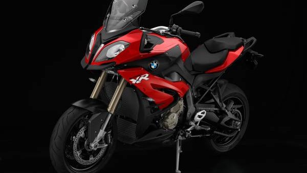 All-new BMW F 800 R & All-new BMW S 1000 XR