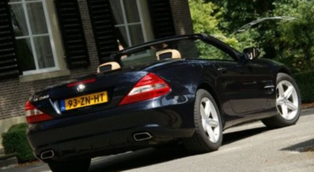 New Mercedes-Benz SL 280 Photos