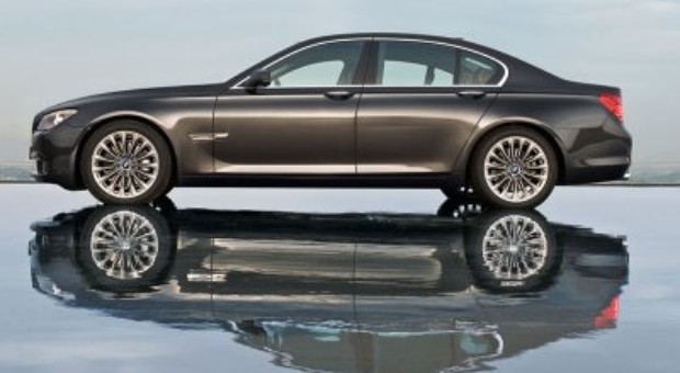New 2008 BMW 7-Series with facelift