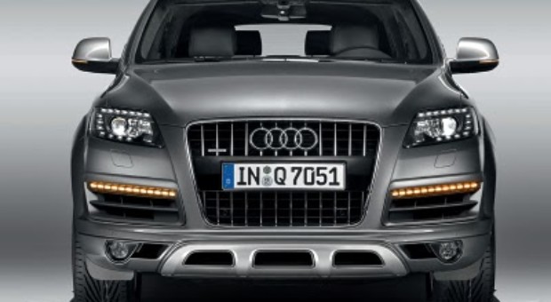 2010 AUDI Q7 with facelift