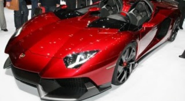 Lamborghini Aventador J Photos