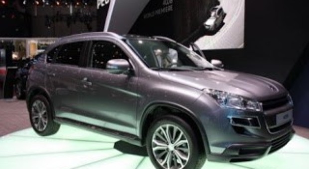 Peugeot 4008, the 4×4 SUV that combines strength and style