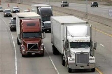 When to Consult a Truck Accident Lawyer After an Injury
