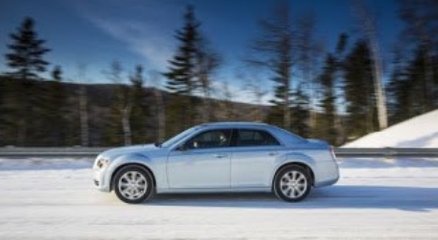 2013 Chrysler 300 Glacier