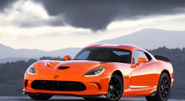 2014 SRT Viper TA in Crusher Orange