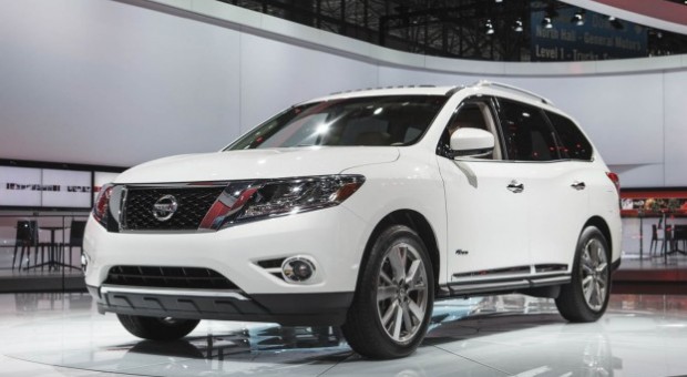 2014 New Nissan Pathfinder Hybrid