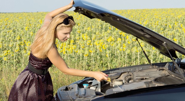 New Calls for Drivers to Check Engine Oil Regularly in Drive to Protect Engine Performance and Maximise Efficiency