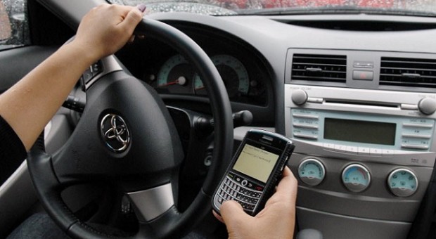 Stop Teens From Texting While Driving With These Five Top Apps