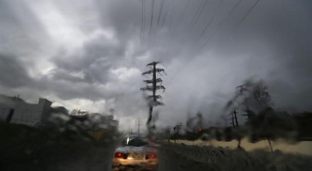 Driving safely in the rain