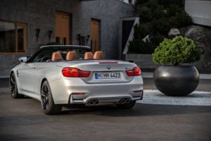 P90159921-bmw-m4-convertible-bmw-individual-moonstone-metallic-interior-in-bmw-individual-full-leather-trim-me-600px