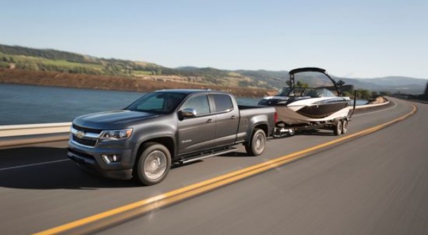 2015 Chevrolet Colorado Does More: Segment-leading horsepower, trailering delivered with class-leading efficiency