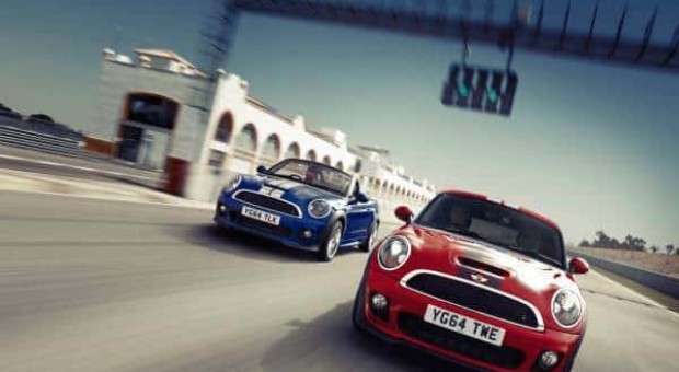 The MINI Coupé and the MINI Roadster: two athletes turn into the final straight