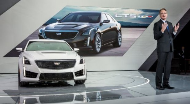 2016 Cadillac CTS-V Hits 200 mph with 640 hp