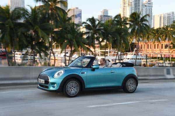 mini-cooper-convertible-caribbean-aqua-metallic-10-2015-600px