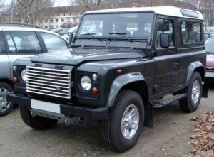 1280px-Land_Rover_Defender_front_20080226