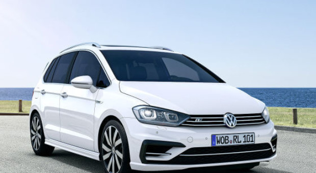 The new Golf Sportsvan R-Line