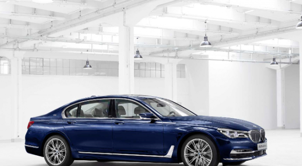 Luxury Redefined: BMW 7 Series vs. Mercedes-Benz S-Class