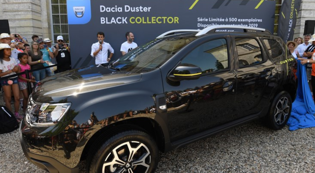 Dacia revealed Duster Black Collector, an ultra-limited edition model to be produced in 500 numbered units