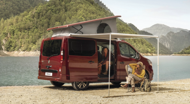 Renault Trafic, an iconic vehicle renowned worldwide for its modularity, now offers a dual SpaceNomad and Grand SpaceNomad range